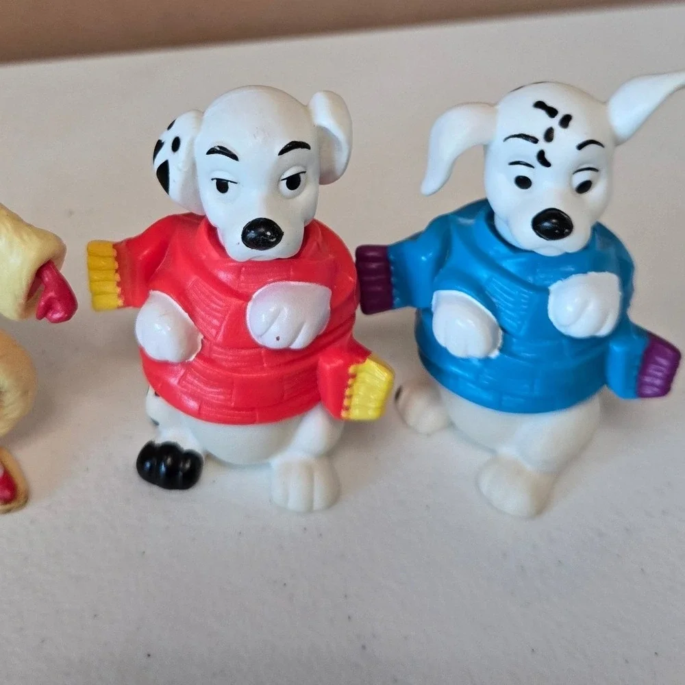 Disney 101 Dalmatians Toy Lot Cruella de Vil Dalmatian figure pull back Vehicles